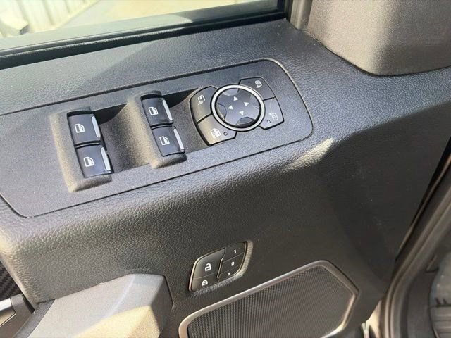 Used 2018 Ford F150 Raptor w/ Equipment Group 802A Luxury AWD/4WD image 13