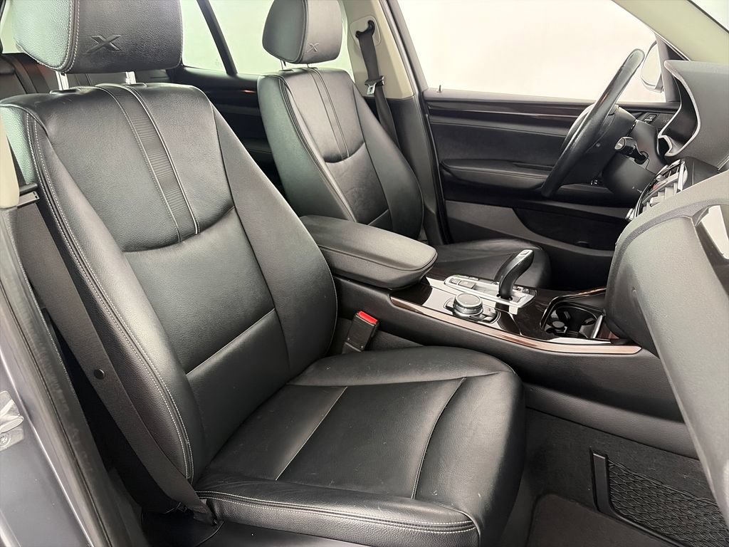 Used 2016 BMW X3 xDrive28i AWD/4WD image 31