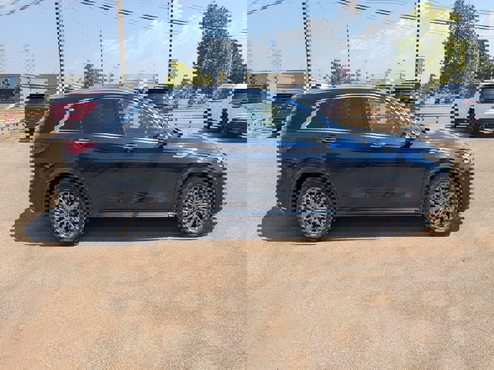 Used 2024 INFINITI QX50 Luxe image 37