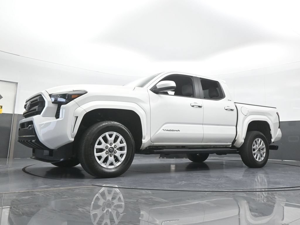 Used 2024 Toyota Tacoma SR5 RWD image 61