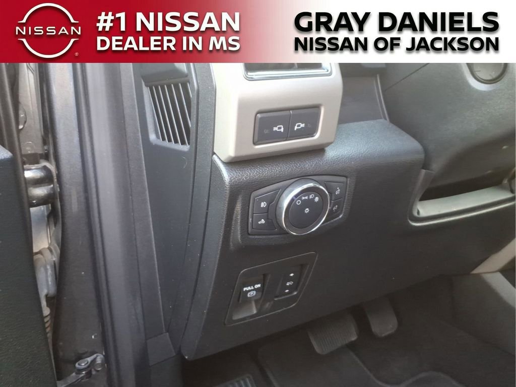 Used 2019 Ford F150 Lariat w/ Equipment Group 502A Luxury image 13