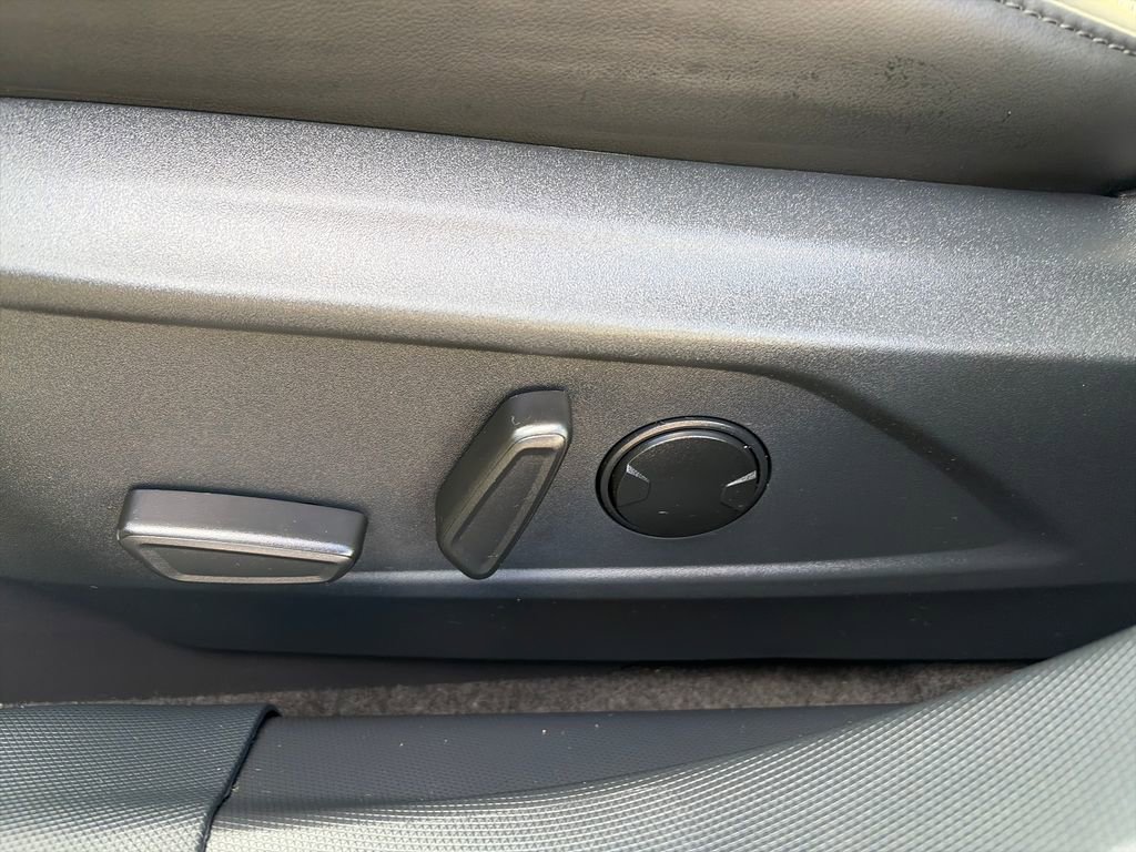 Used 2025 Ford Mustang Mach-E Select w/ Comfort Package Lite image 19