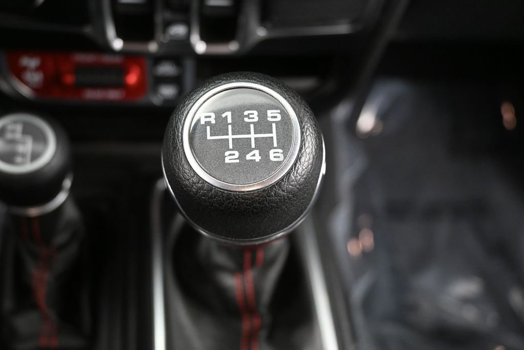 Used 2021 Jeep Wrangler Unlimited Rubicon w/ Safety Group AWD/4WD image 16