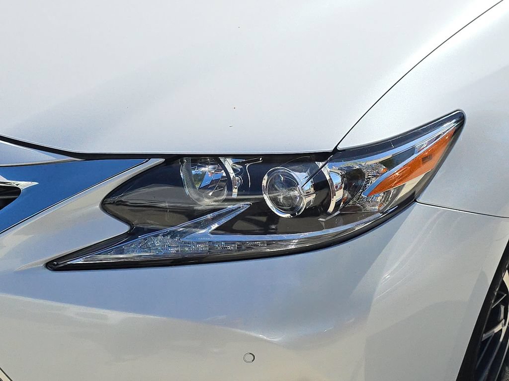Used 2016 Lexus ES 350 w/ Navigation System Package FWD image 35