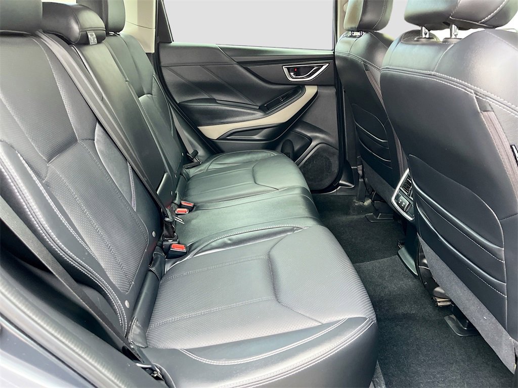 Used 2022 Subaru Forester Limited image 28