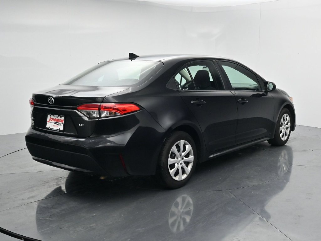 Used 2020 Toyota Corolla LE FWD image 7