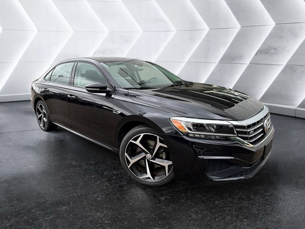 Used 2020 Volkswagen Passat 2.0T R-Line FWD image 5
