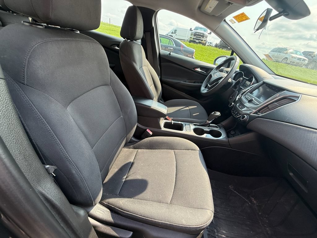 Used 2019 Chevrolet Cruze LT w/ LT True North Edition FWD image 37