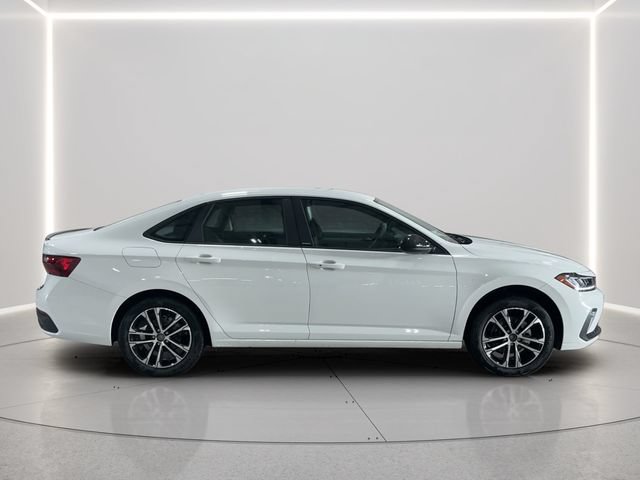 New 2027 Volkswagen Jetta Sport FWD image 7