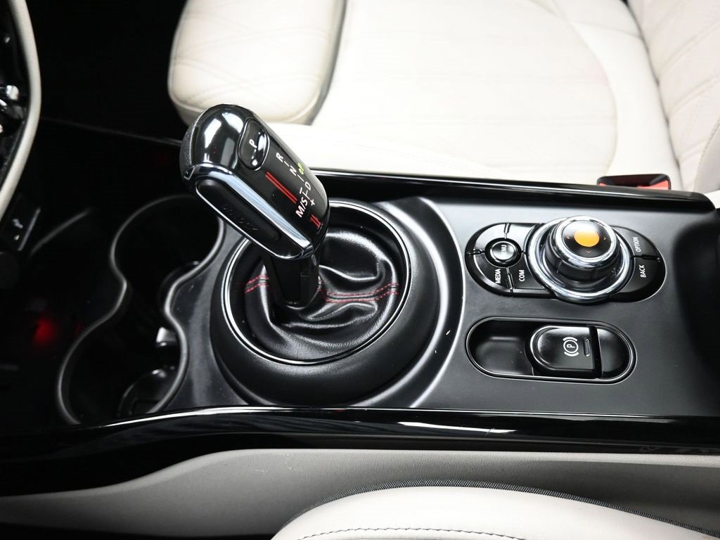 Used 2020 MINI Cooper Clubman S w/ Driver Assistance Package image 21