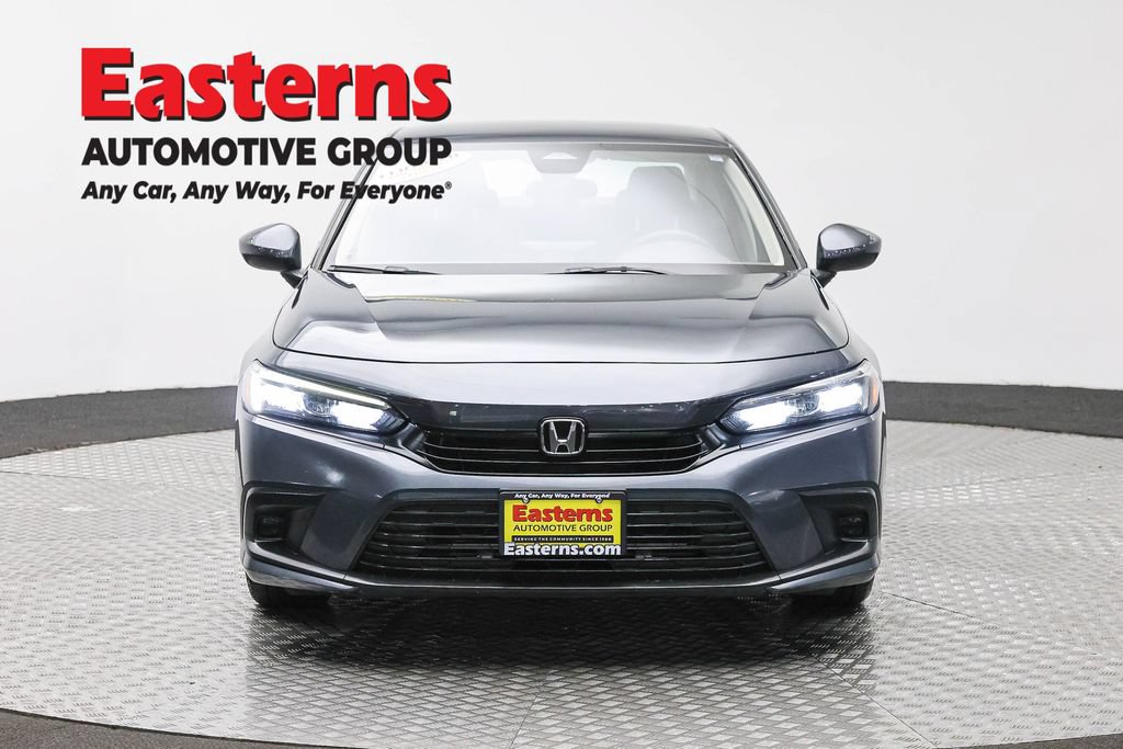 Used 2023 Honda Civic LX image 2