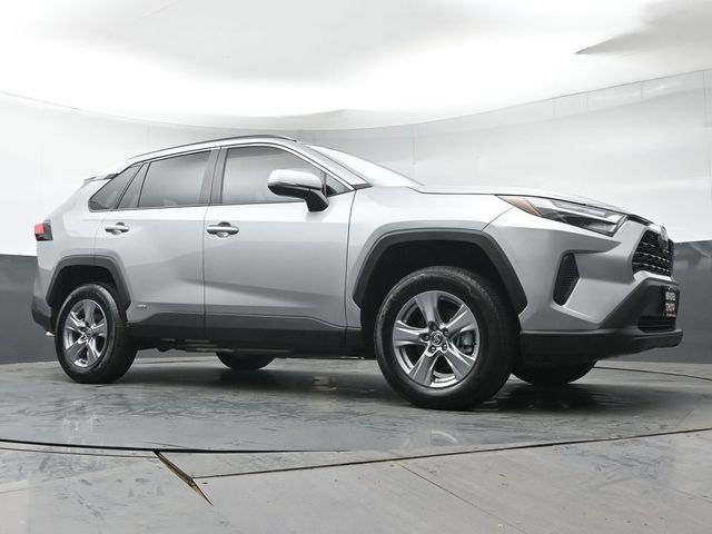Certified 2025 Toyota RAV4 XLE AWD/4WD image 36
