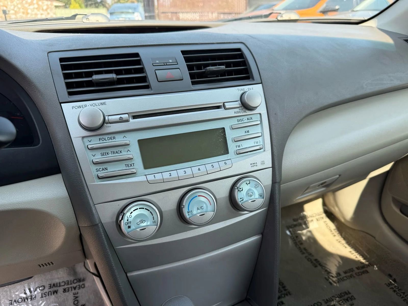 Used 2009 Toyota Camry LE image 17