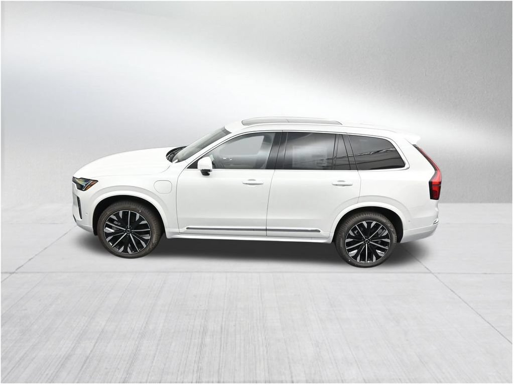 New 2026 Volvo XC90 T8 Plus w/ Protection Package Premier AWD/4WD image 14