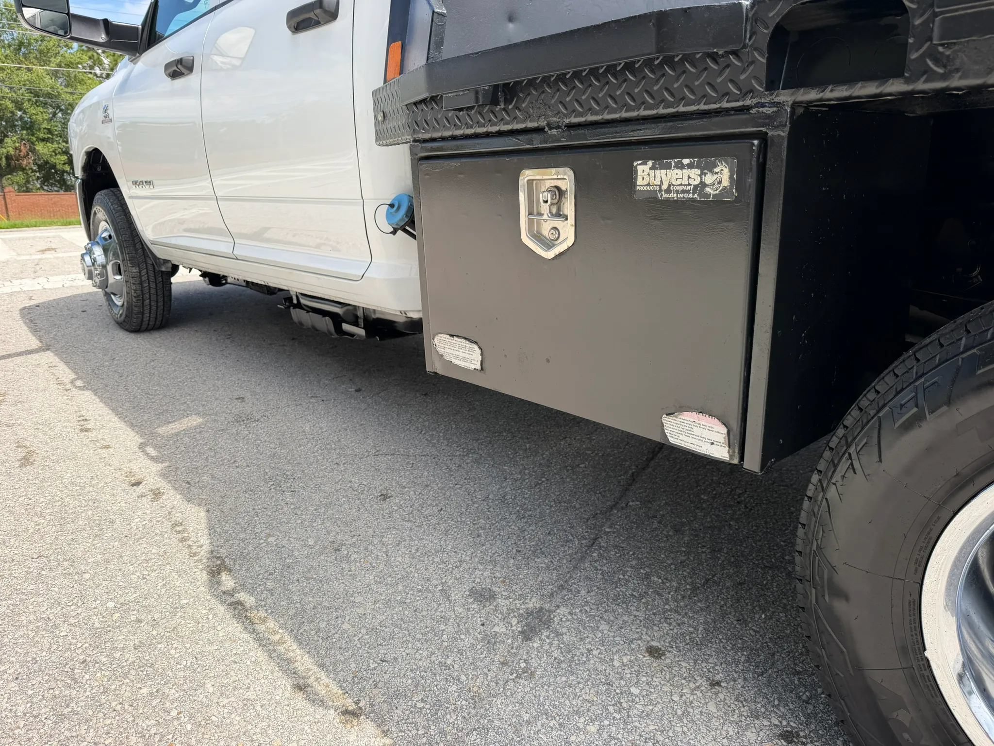 Used 2022 RAM 3500 Tradesman w/ Chrome Appearance Group AWD/4WD image 36