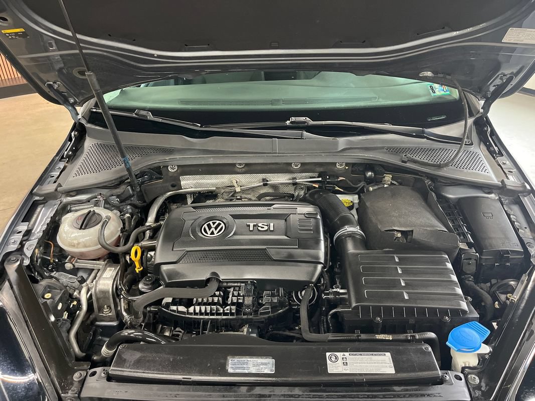 Used 2016 Volkswagen Golf S FWD image 58
