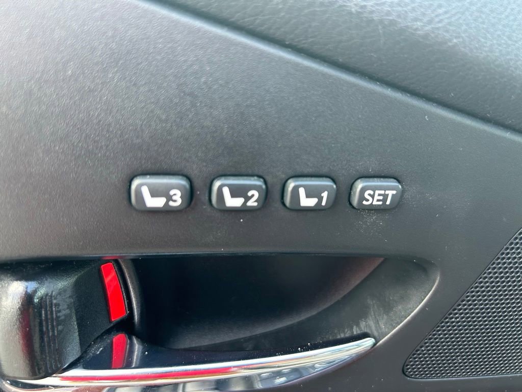 Used 2010 Lexus RX 450h AWD image 20