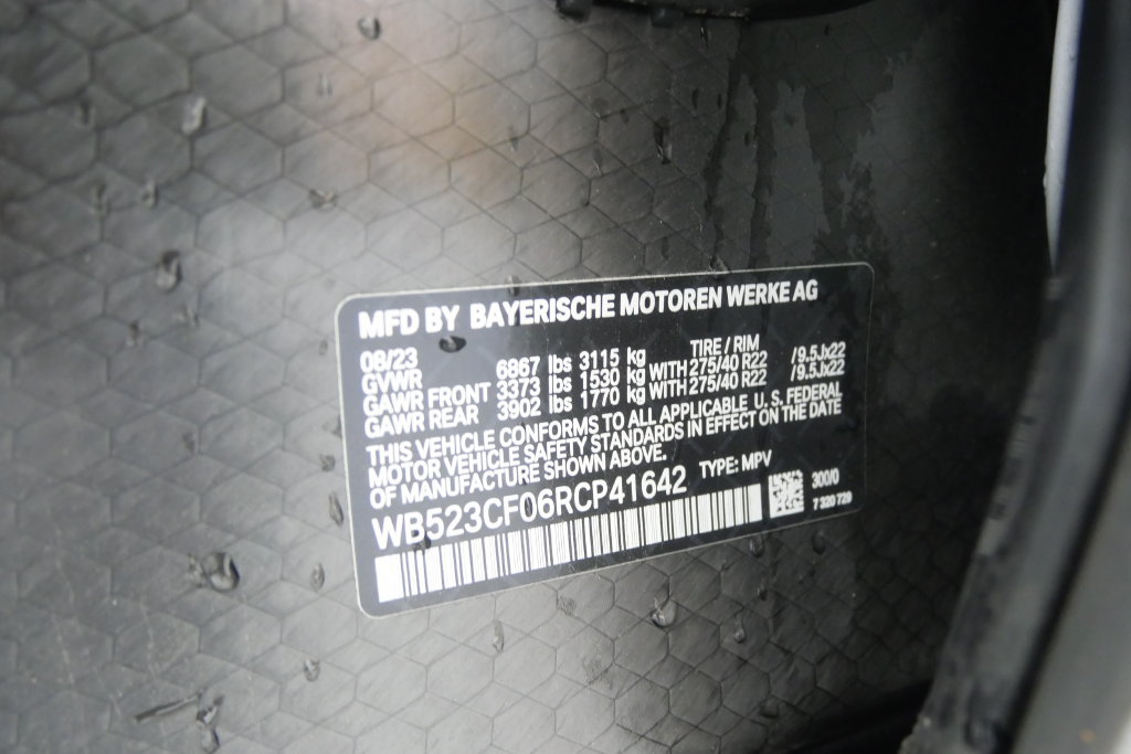 Certified 2024 BMW iX xDrive50 w/ Premium Package AWD/4WD image 28