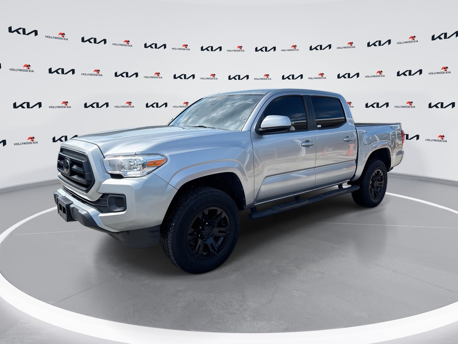 Used 2022 Toyota Tacoma SR w/ SR Convenience Package