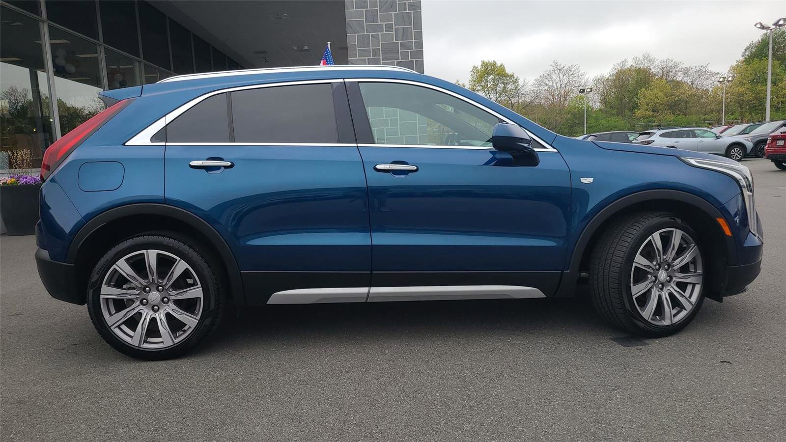 Used 2019 Cadillac XT4 Premium Luxury AWD/4WD image 10