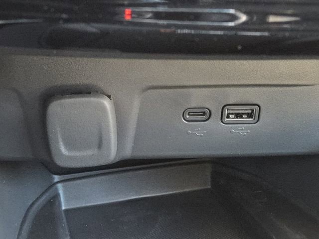 New 2026 Chevrolet Trax ACTIV w/ Sunroof Package image 7