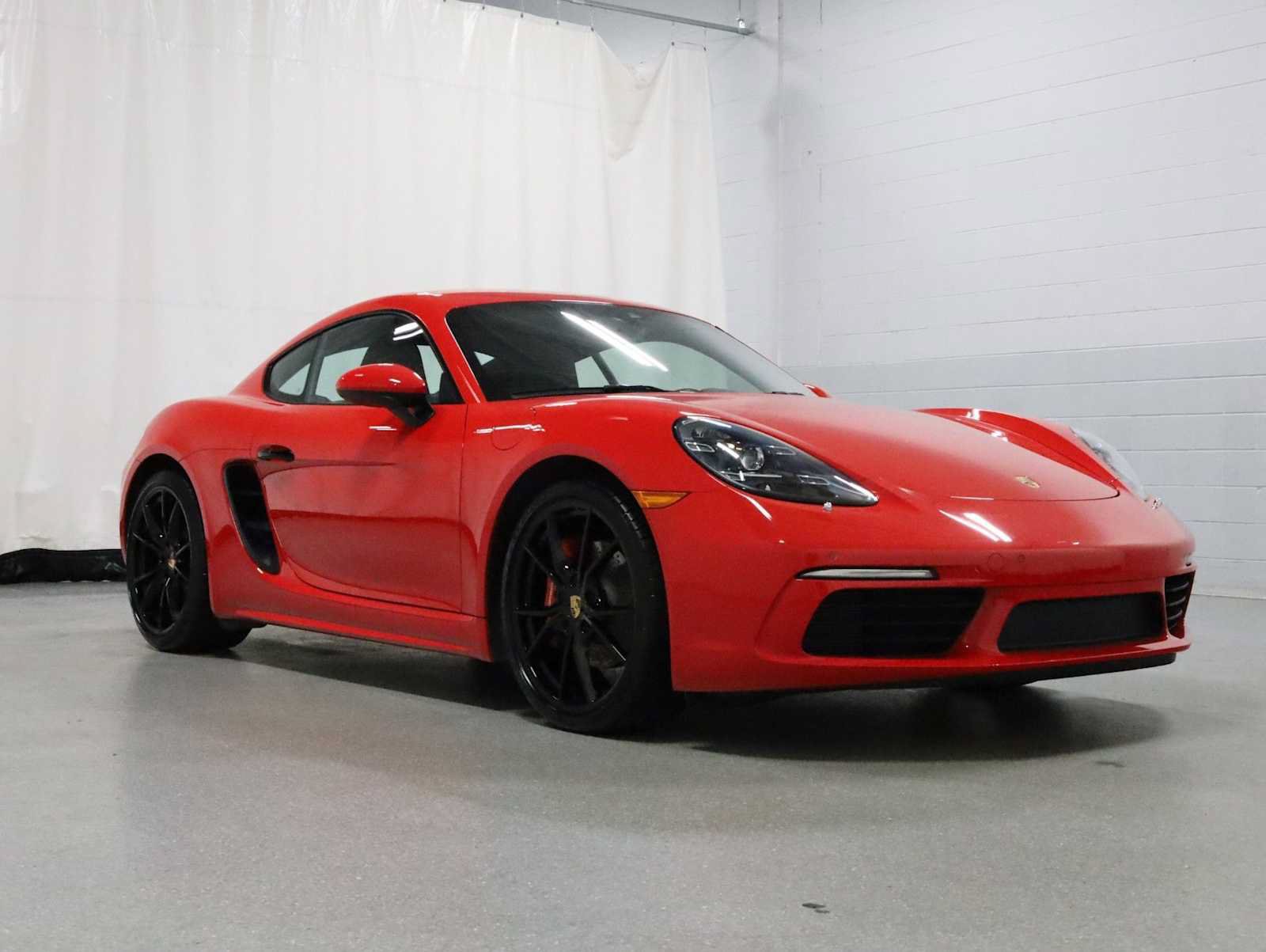 Certified 2018 Porsche 718 Cayman S RWD image 13