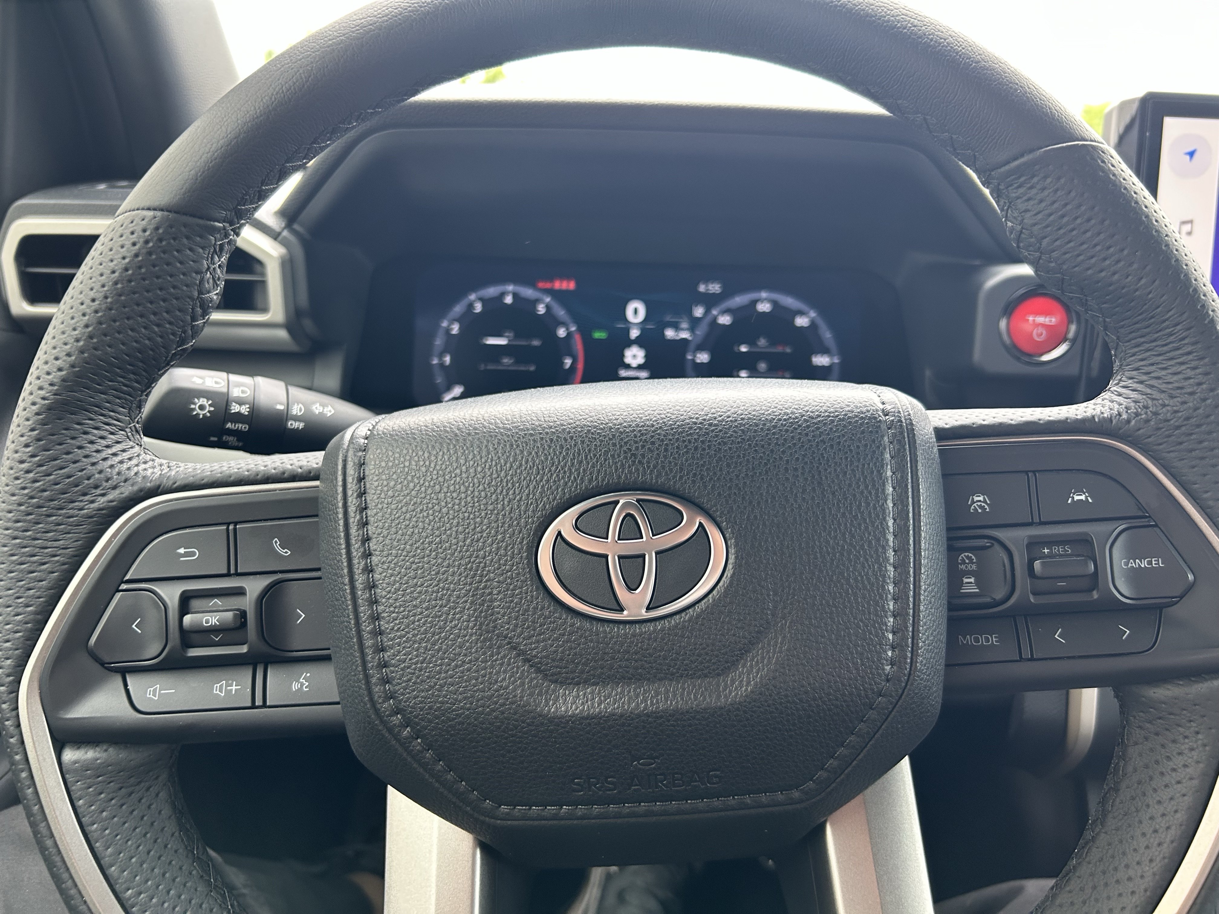 Certified 2025 Toyota Tacoma TRD Sport AWD/4WD image 24