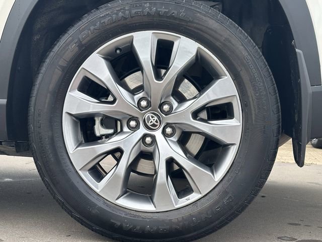 Used 2024 Toyota Grand Highlander Limited image 9