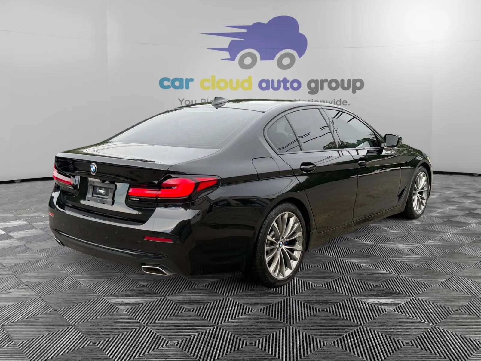Used 2022 BMW 530i xDrive w/ Convenience Package AWD/4WD image 5