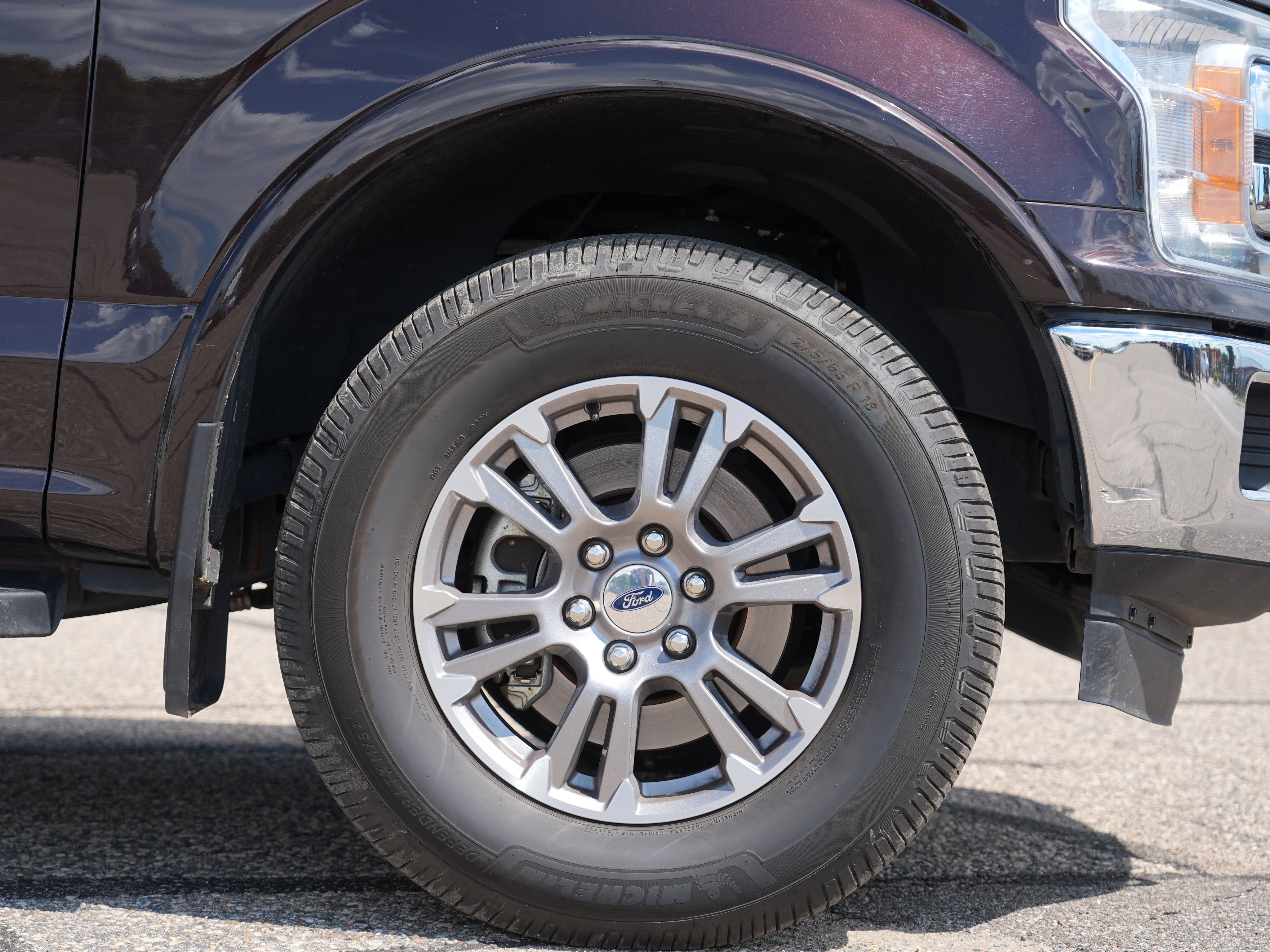 Used 2019 Ford F150 Lariat w/ Trailer Tow Package AWD/4WD image 13