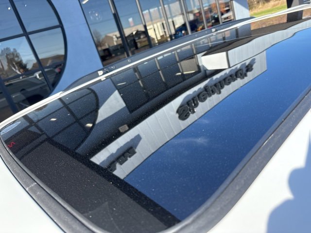 New 2025 Jeep Grand Cherokee Limited w/ Black Appearance Package image 4