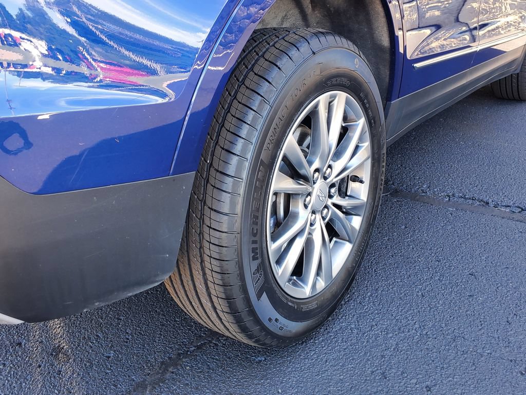 Certified 2023 Cadillac XT5 Premium Luxury AWD/4WD image 12
