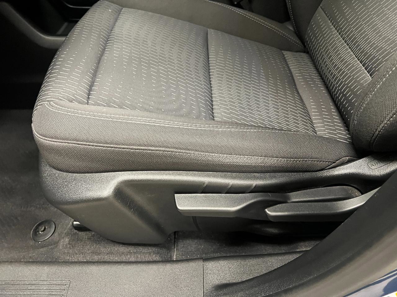 Used 2025 Chevrolet Equinox LT image 22