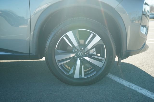 Used 2023 Nissan Rogue SL image 43