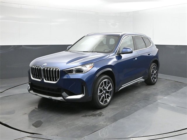 New 2025 BMW X1 xDrive28i w/ Technology Package