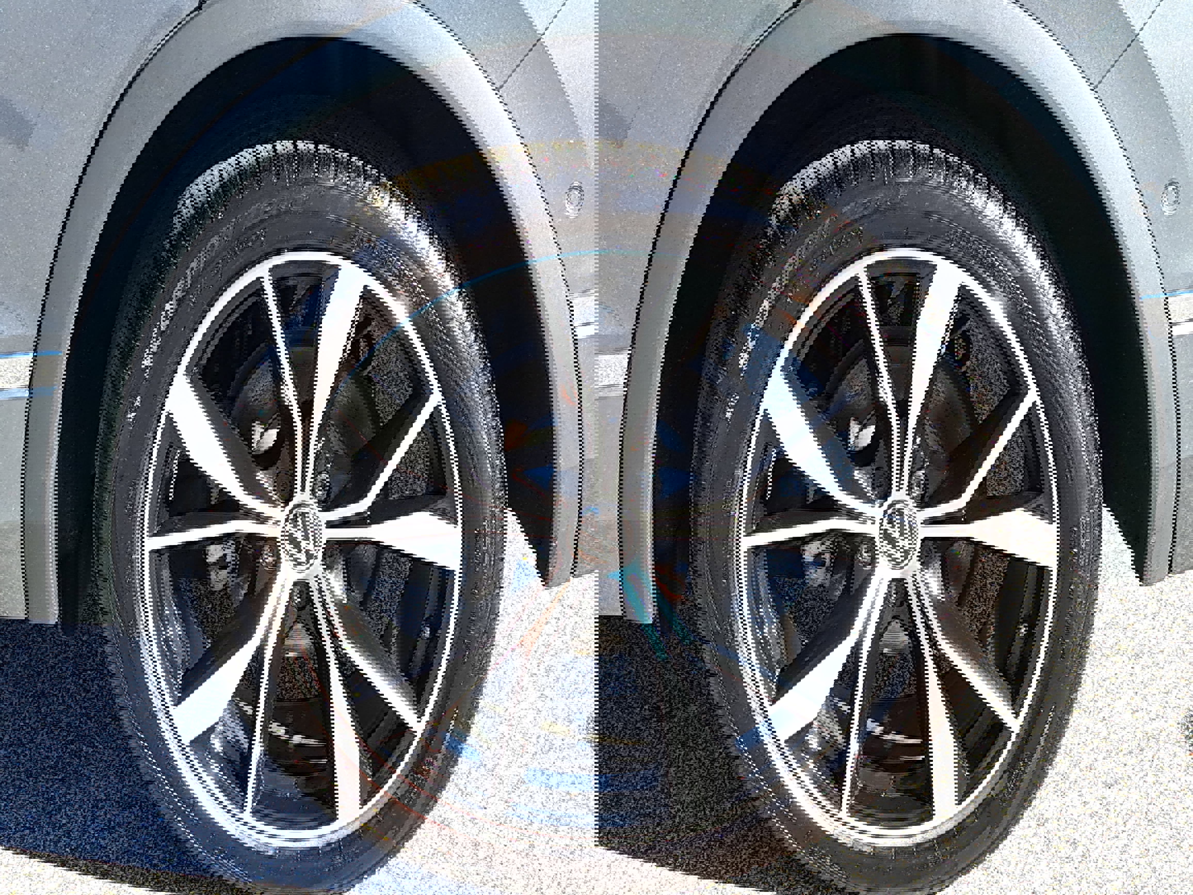 Certified 2024 Volkswagen Tiguan SEL R-Line image 32