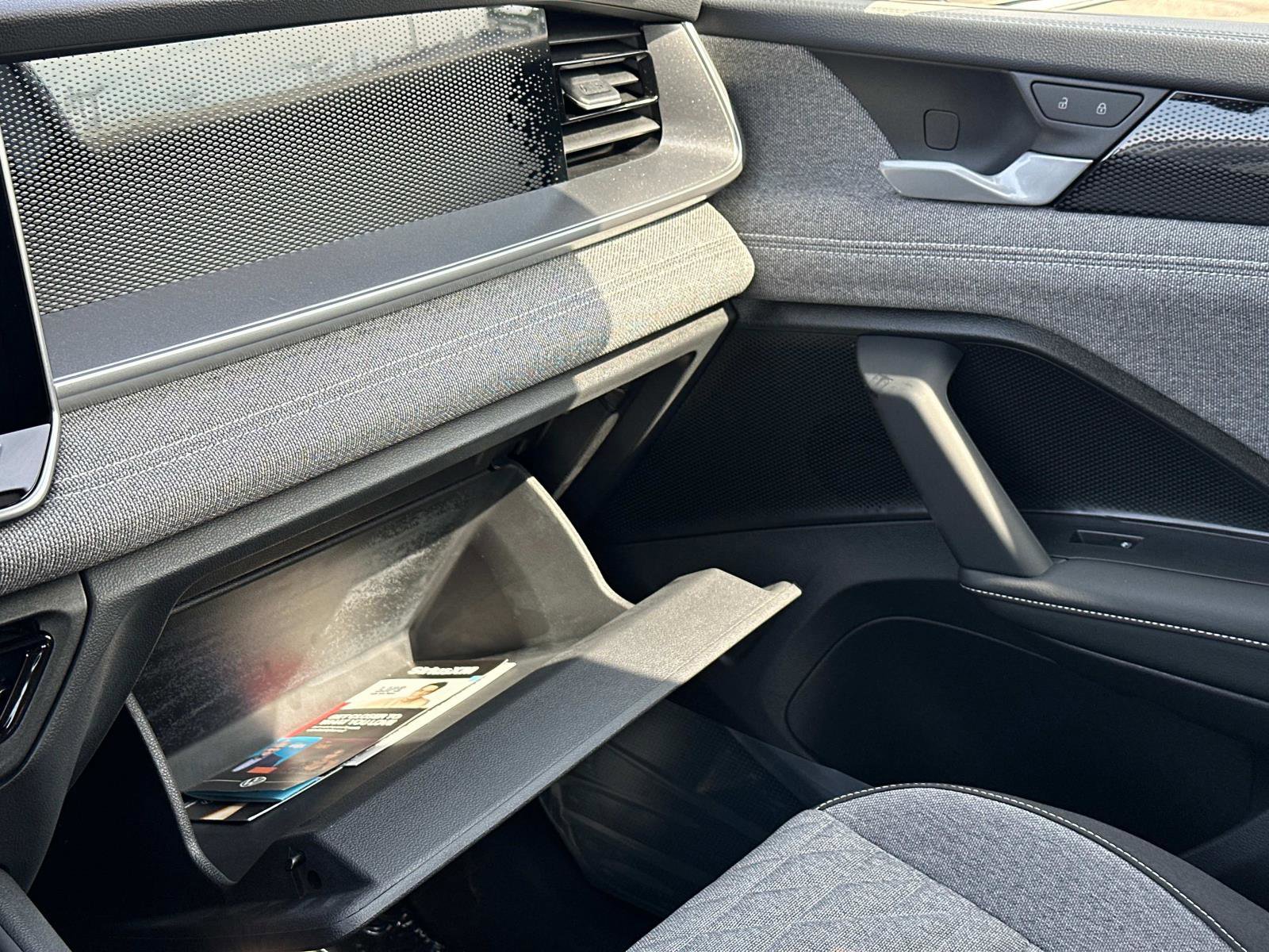 New 2025 Volkswagen Tiguan S image 31