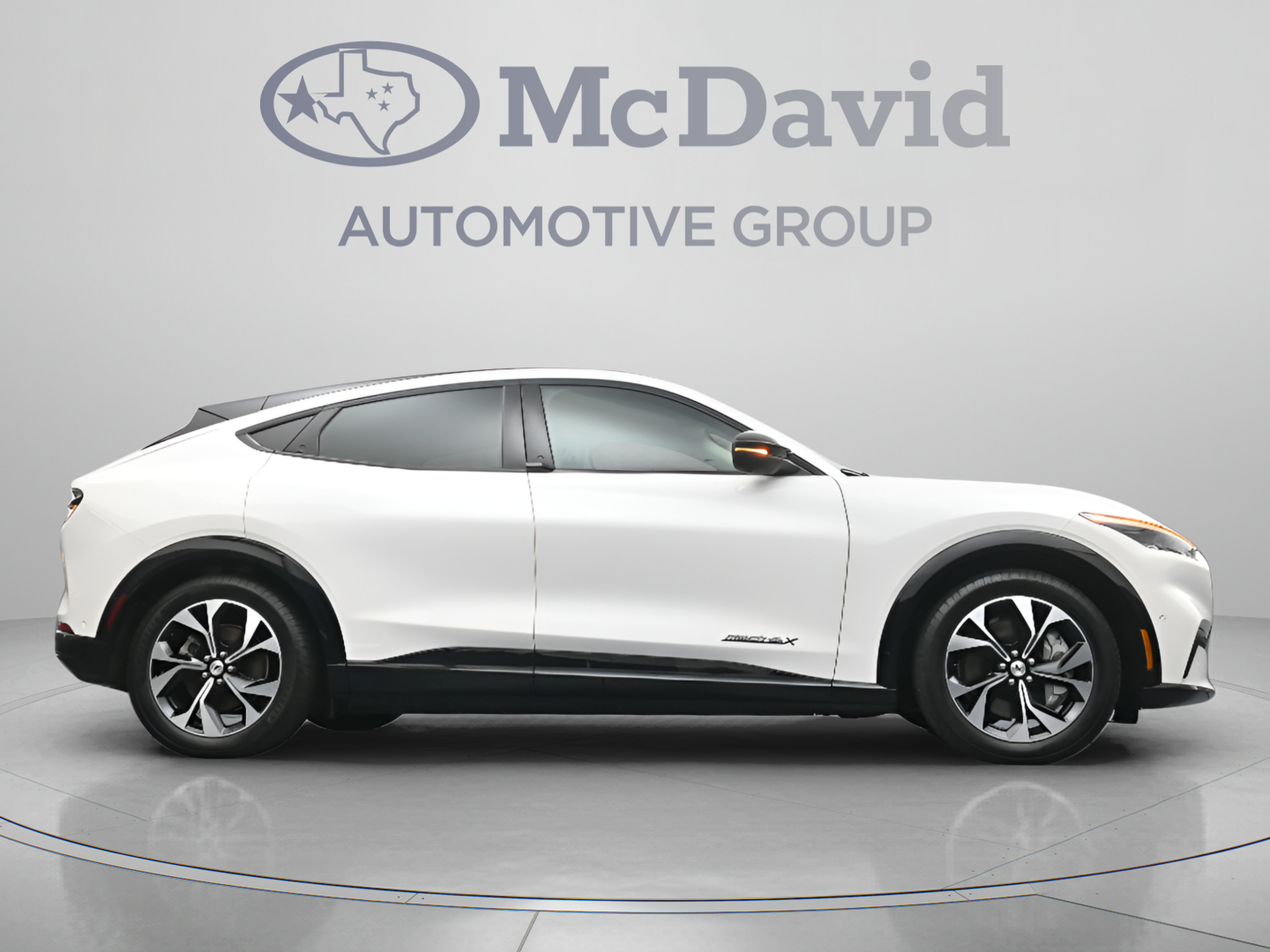 Used 2023 Ford Mustang Mach-E Premium AWD/4WD image 32