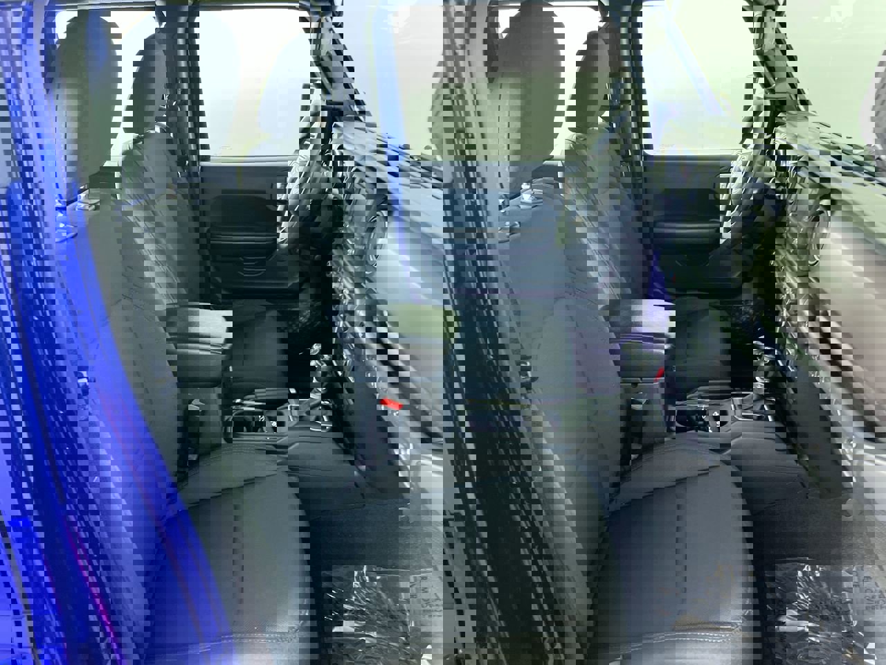 Used 2018 Jeep Wrangler Unlimited Sport image 29