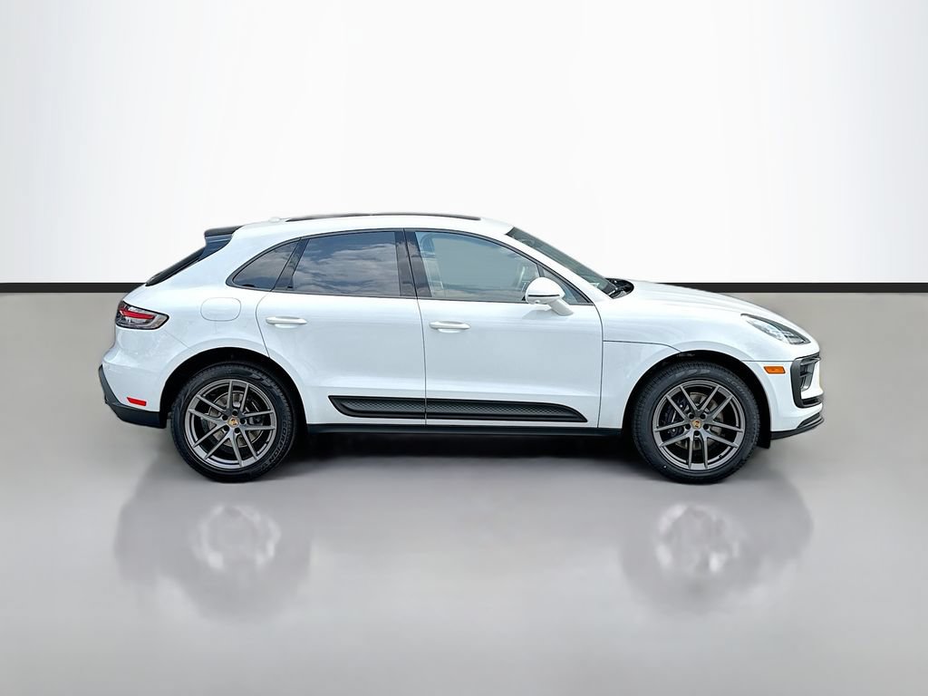 New 2026 Porsche Macan AWD/4WD image 8