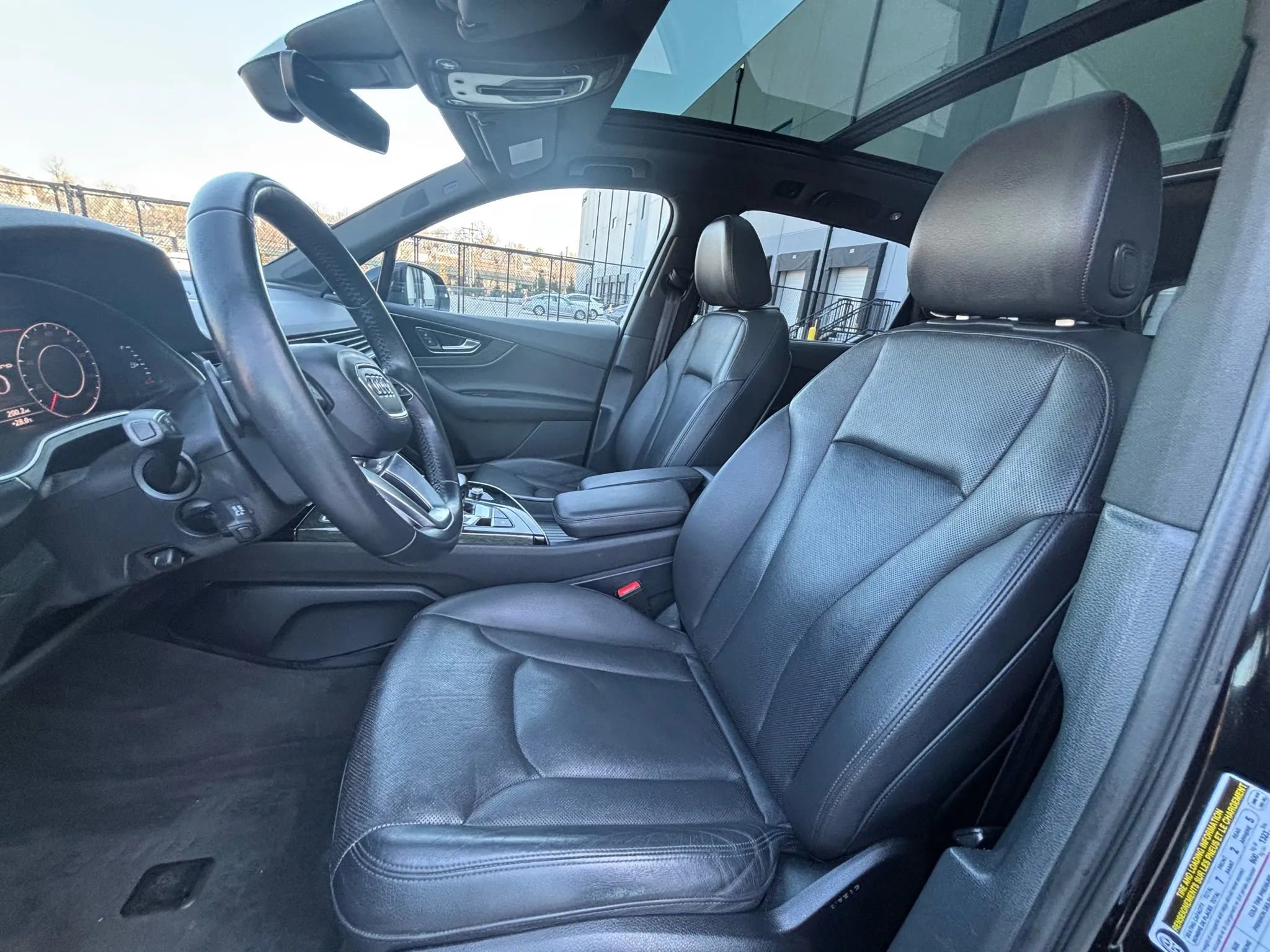 Used 2017 Audi Q7 2.0T Premium Plus AWD/4WD image 17