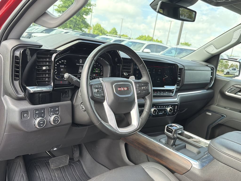 Used 2024 GMC Sierra 1500 SLT w/ SLT Premium Plus Package AWD/4WD image 15