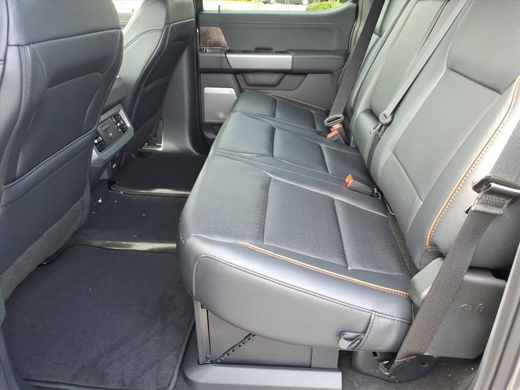 New 2026 Ford F350 Lariat w/ FX4 Off-Road Package image 5