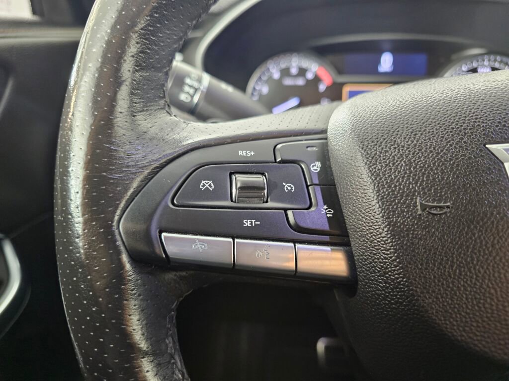 Used 2020 Cadillac XT4 Sport w/ Cold Weather Package image 22