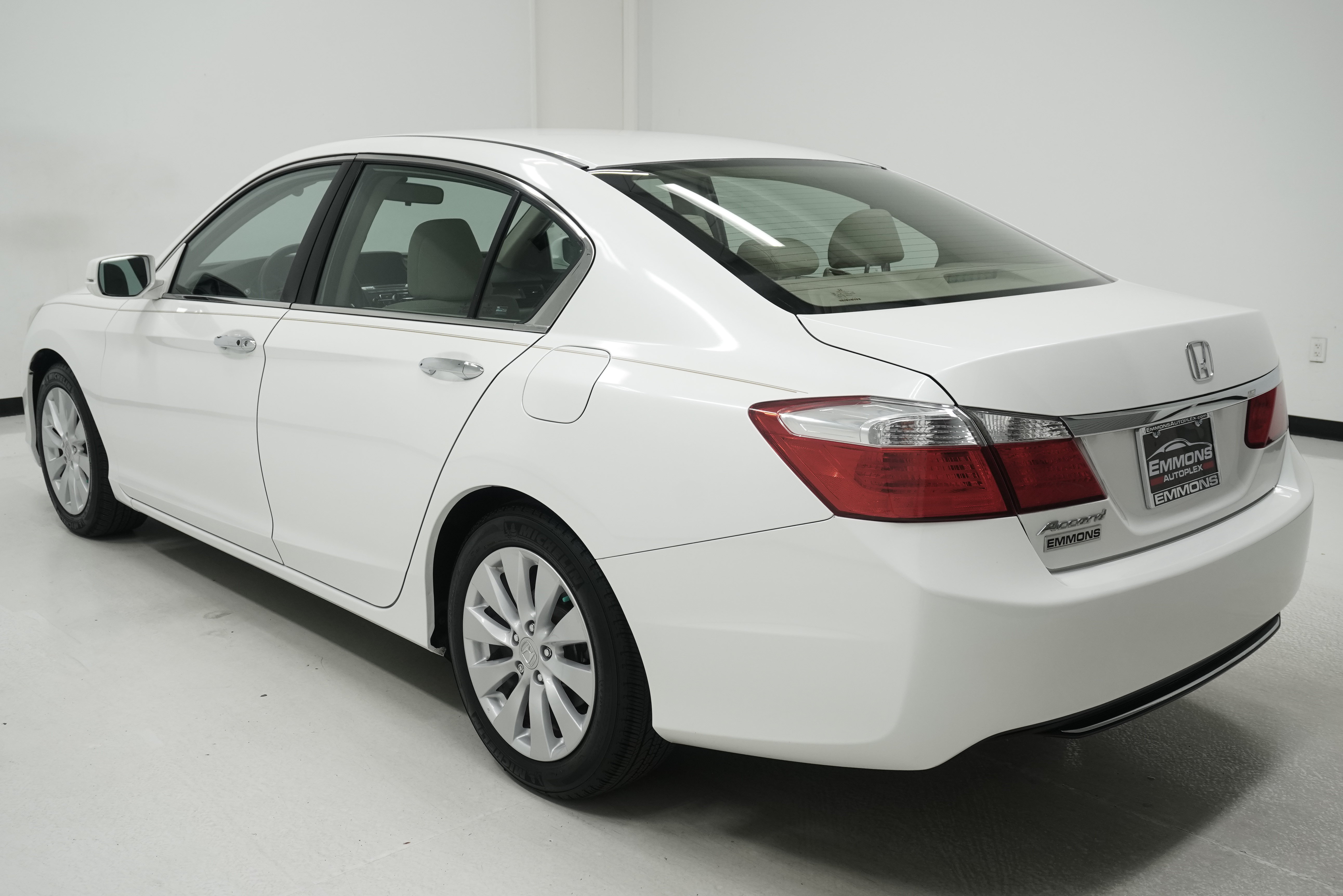 Used 2013 Honda Accord EX image 6