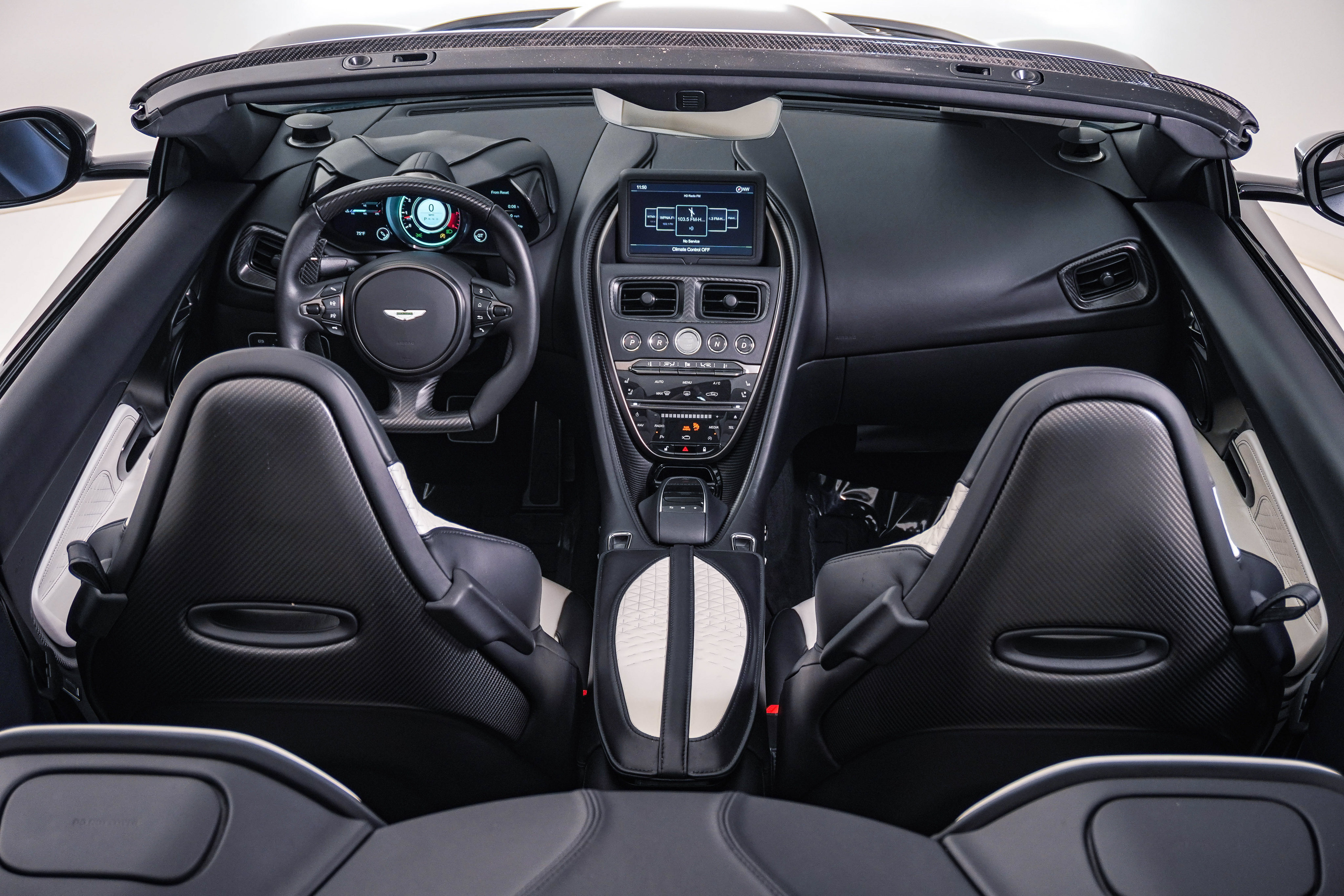 Used 2023 Aston Martin DBS Superleggera Volante RWD image 22