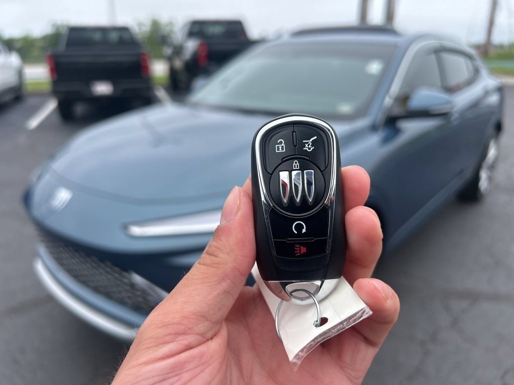Used 2024 Buick Envista Avenir FWD image 46
