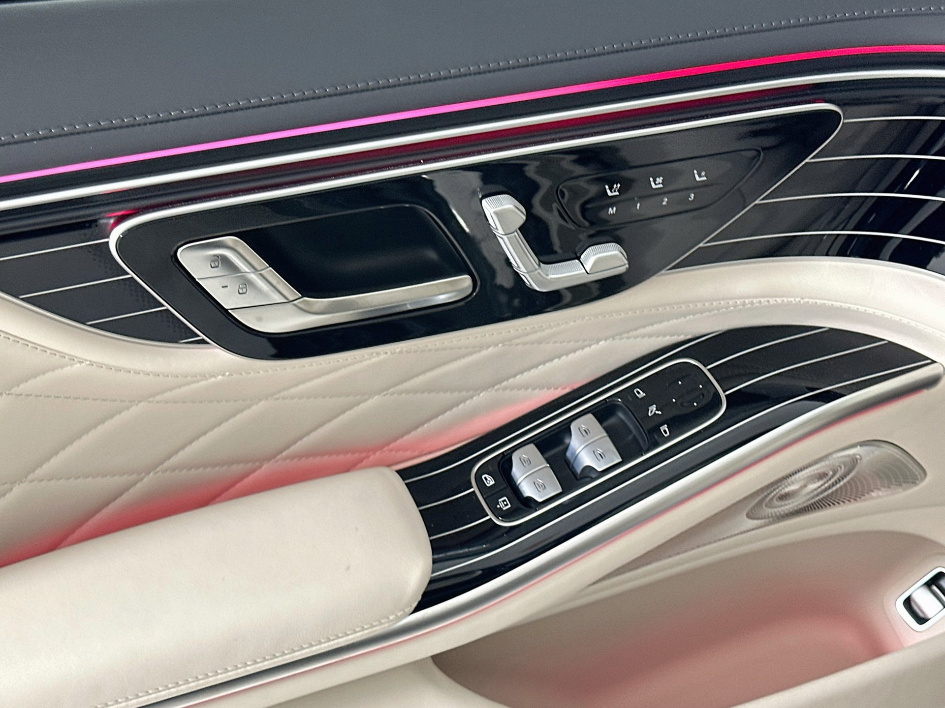 New 2027 Mercedes-Benz S 580 4MATIC Sedan image 19