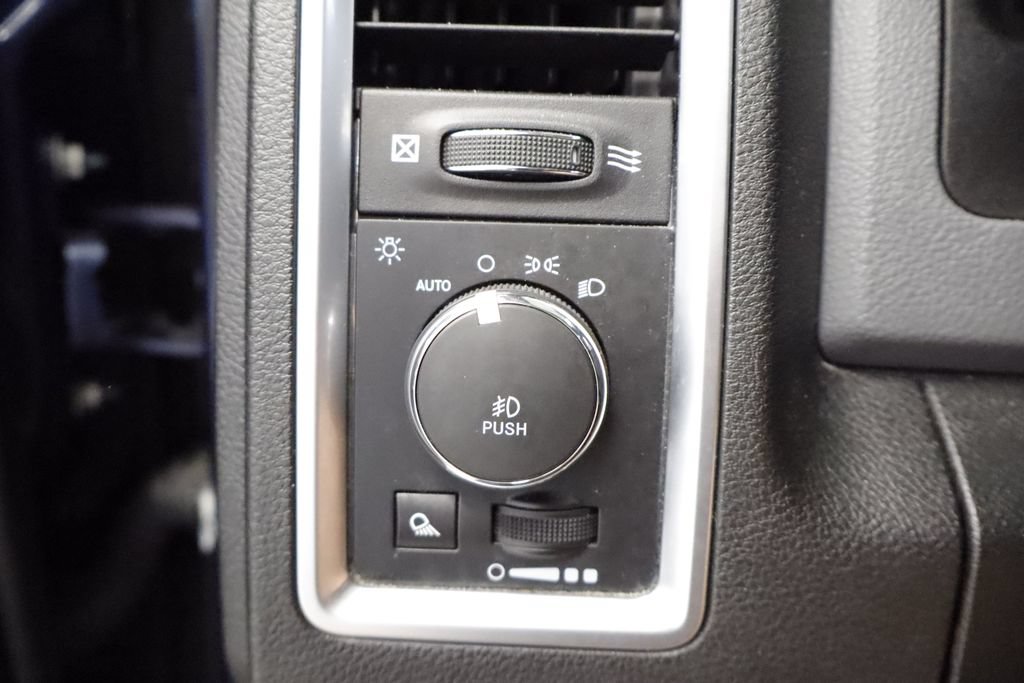 Used 2020 RAM 1500 Warlock w/ Electronics Group AWD/4WD image 23