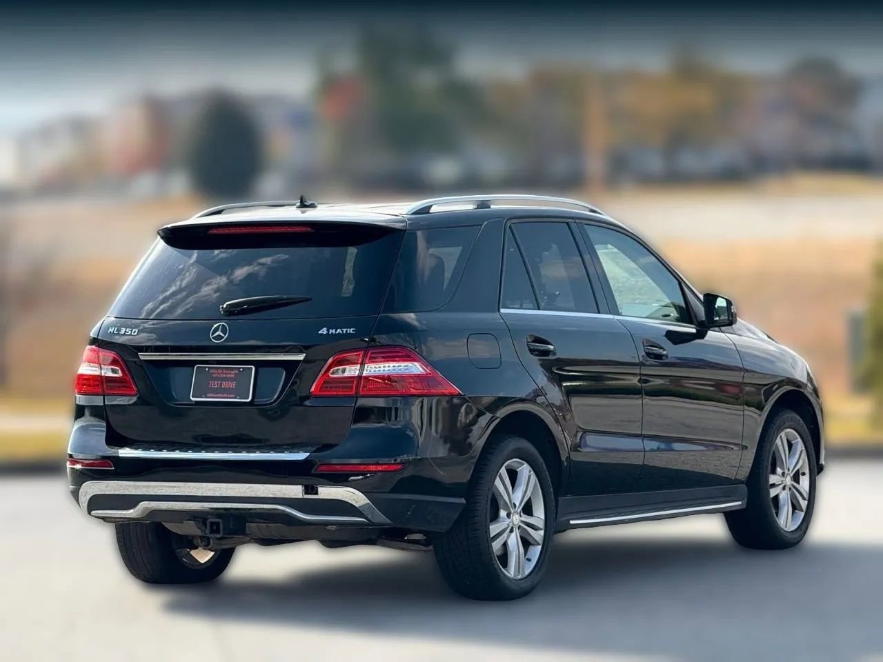 Used 2015 Mercedes-Benz ML 350 4MATIC image 9